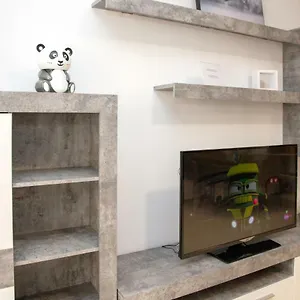 https://impecable-apartamento-en-el-centro-de-granada.es-andalucia.com